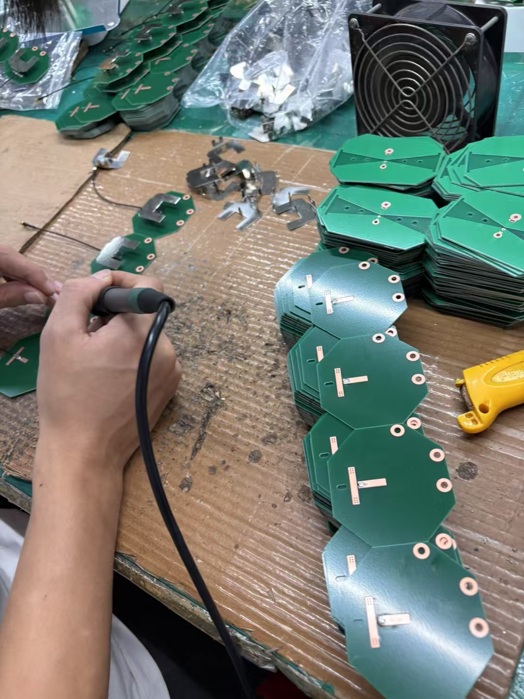 5G Antenna Manufacturer– PCB Technology at Scale - RF element Blog